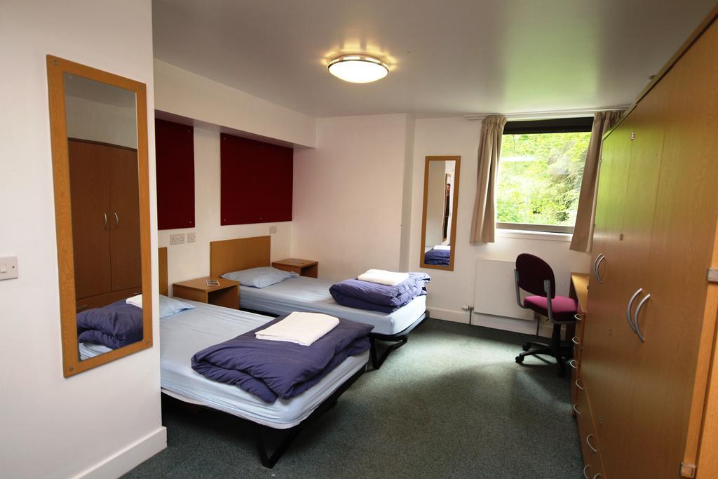 Perth Youth Hostel And Apartments Buitenkant foto