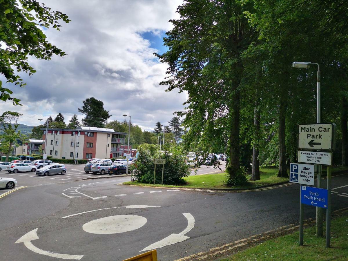 Perth Youth Hostel And Apartments Buitenkant foto